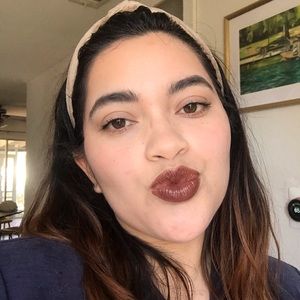 Meet your Posher, Edda